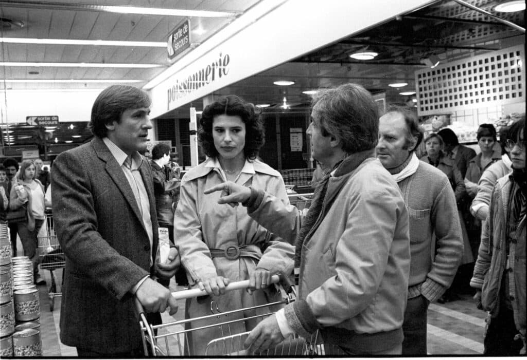 La signora della porta accanto